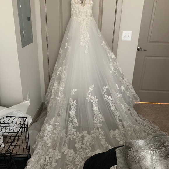 Beautiful Wedding Dress From Impression Bridal - Picture 2 of 14